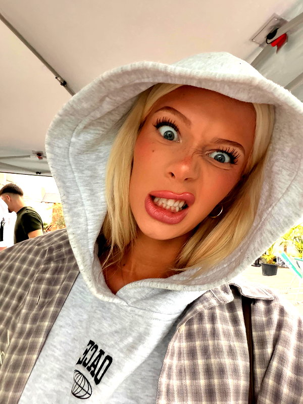 sophiecharlotth instagram image archive image