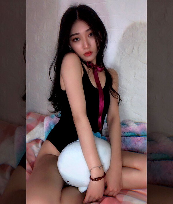ge.more_x instagram image archive image