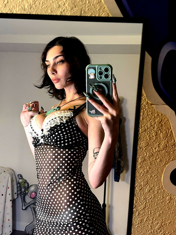 ibit3irl instagram image archive image