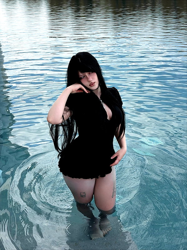andasrose instagram image archive image
