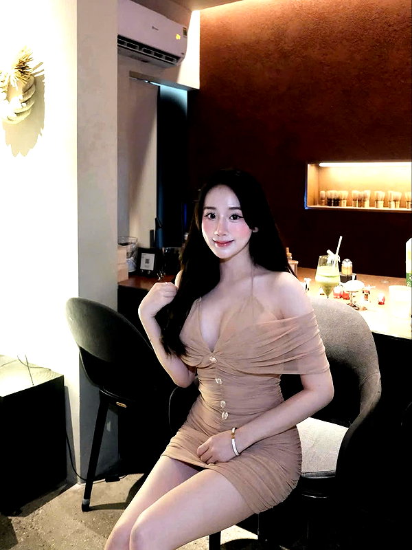 lyhythuedoxinh instagram image archive image