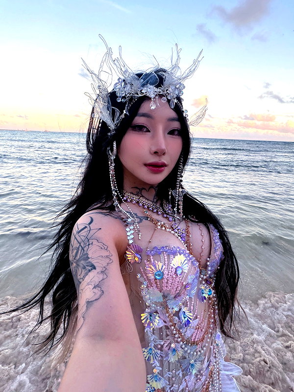 atlaseuu instagram image archive image