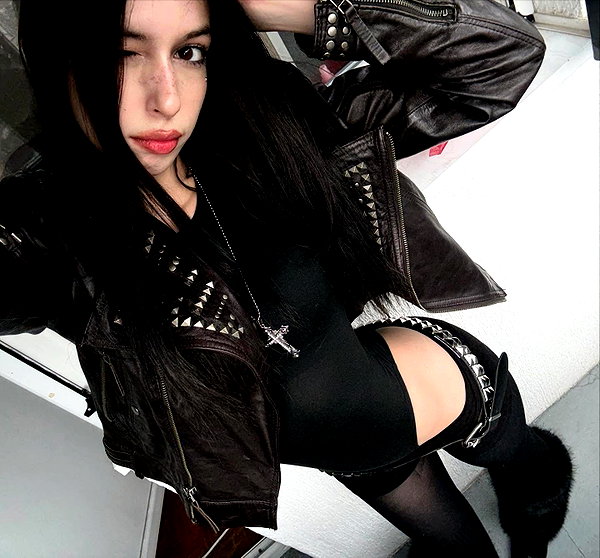 najavamp instagram image archive image