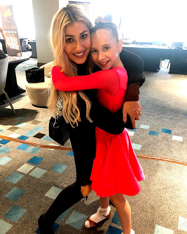 ellianawalmsley instagram image archive image