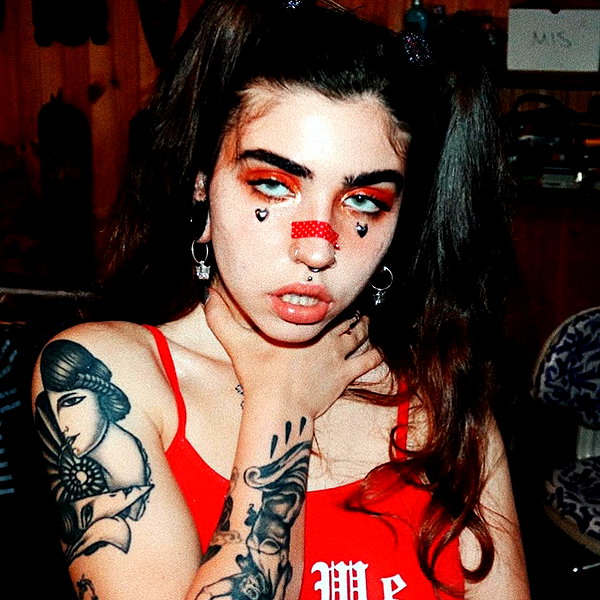 Archived image from @noyrll on Instagram