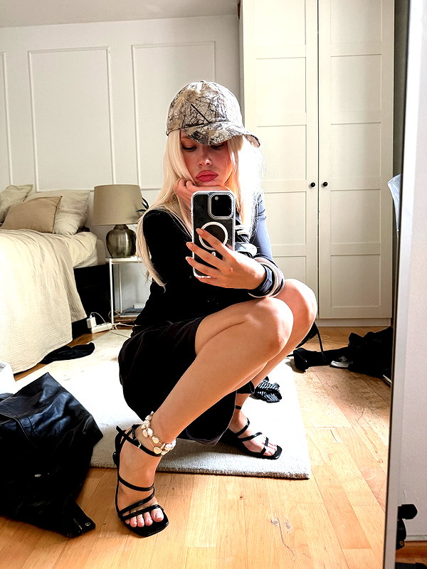 girlcalledluca instagram image archive image