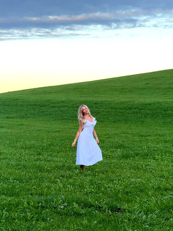 corinnakopf instagram image archive image
