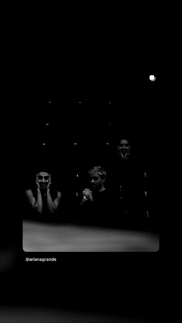 arianagrande instagram image archive image