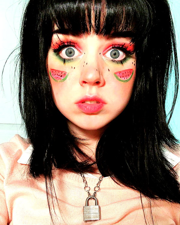 yeahimcaroline instagram image archive image
