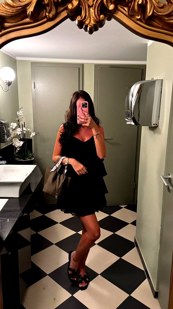zoeliss instagram image archive image