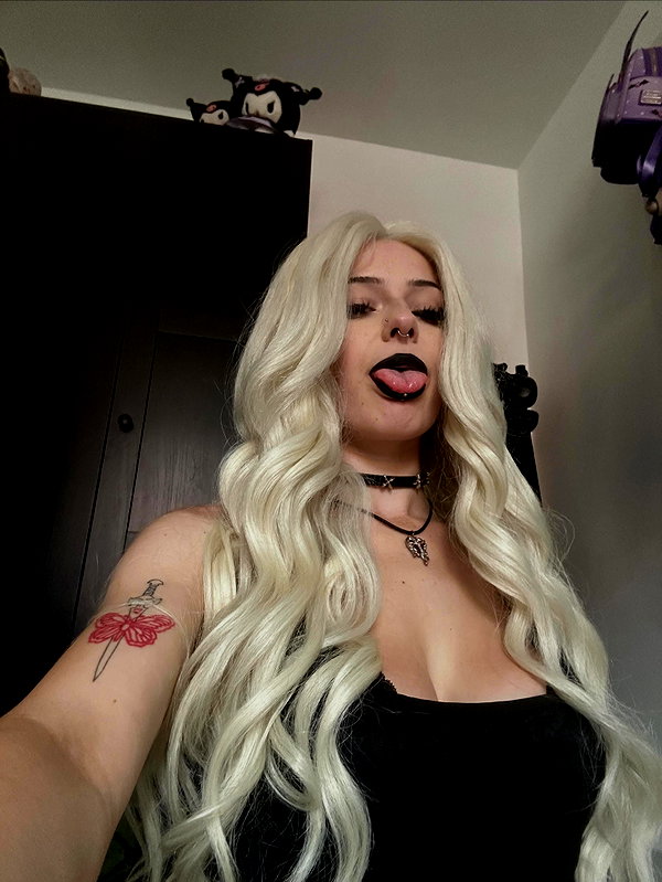 __dedgrl instagram image archive image