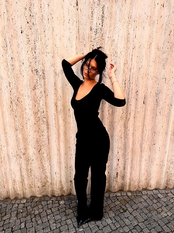 karolinaawasik instagram image archive image