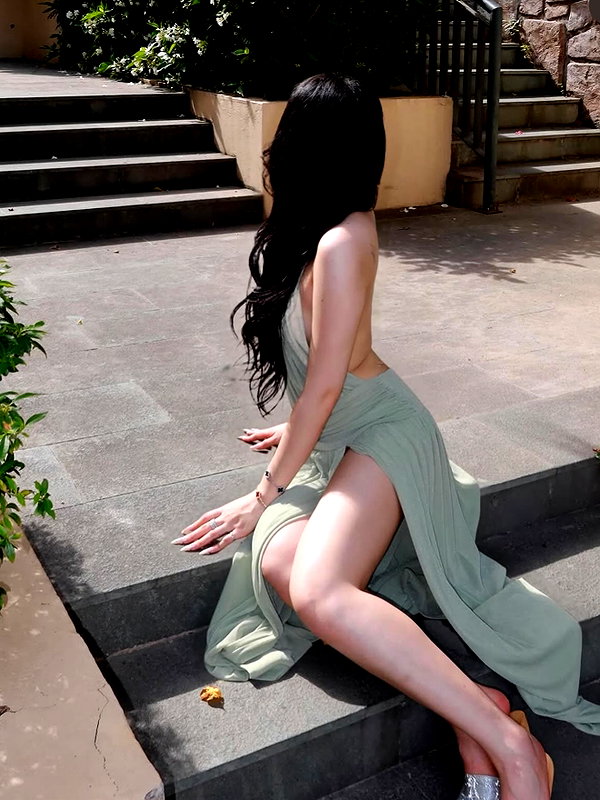 lyhythuedoxinh instagram image archive image