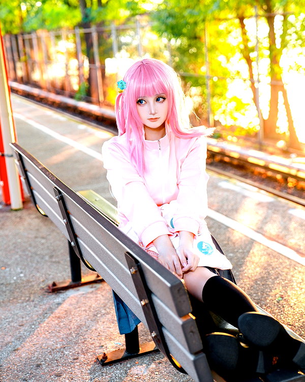 miee_cos instagram image archive image