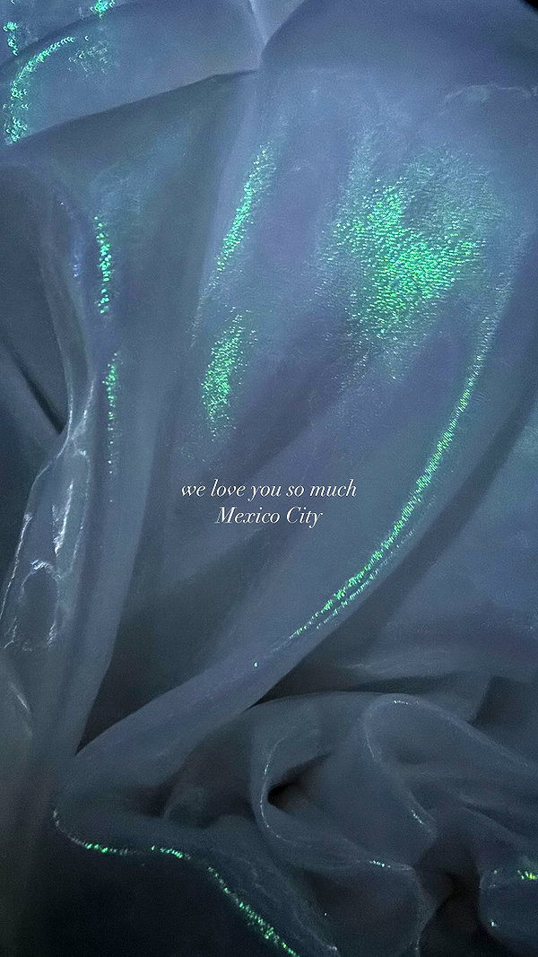 arianagrande instagram image archive image