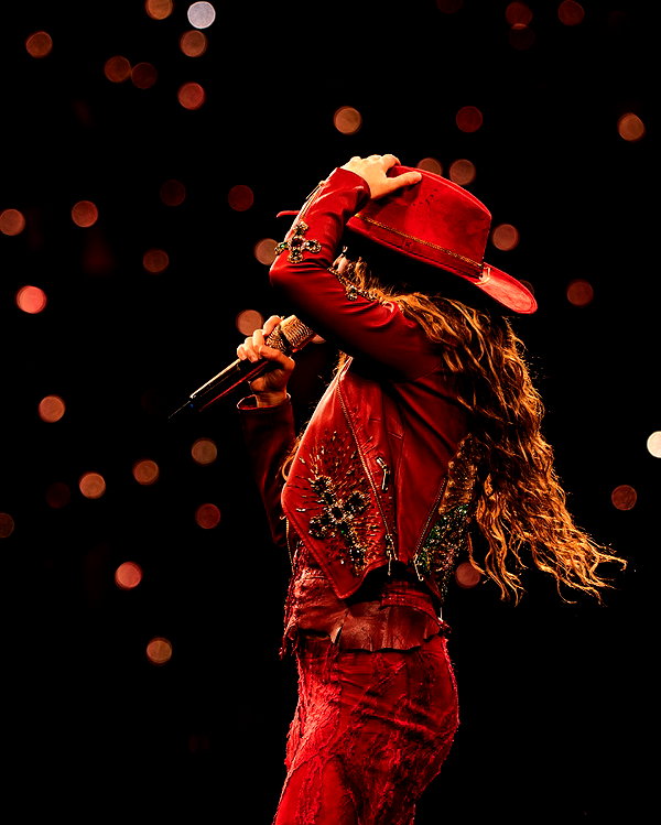 shakira instagram image archive image