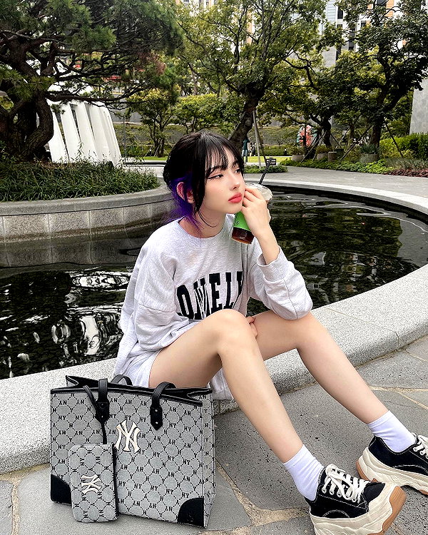 yuna_1_27 instagram image archive image