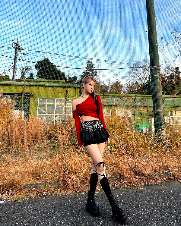 hhh.e_c.v instagram image archive image
