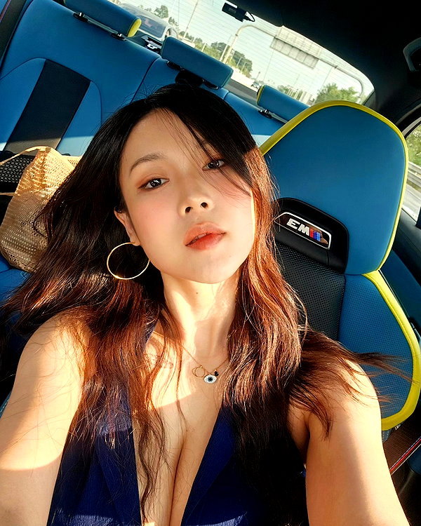 norajoy_official instagram image archive image