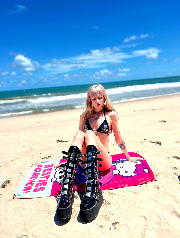 jadelaverne instagram image archive image