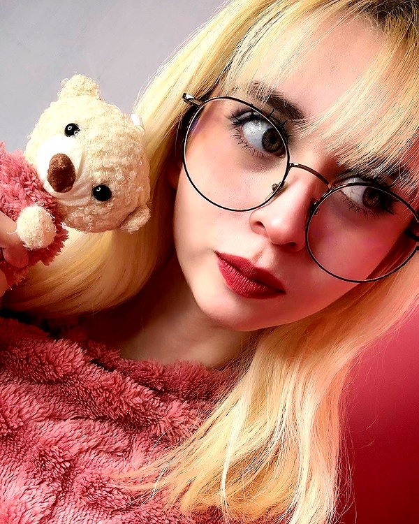luly1980s instagram image archive image