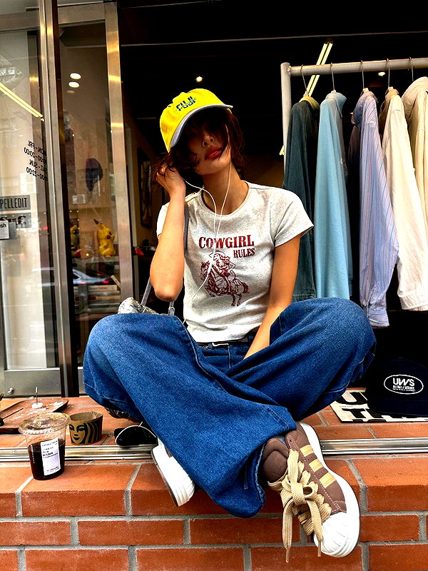 ll.lu1s instagram image archive image