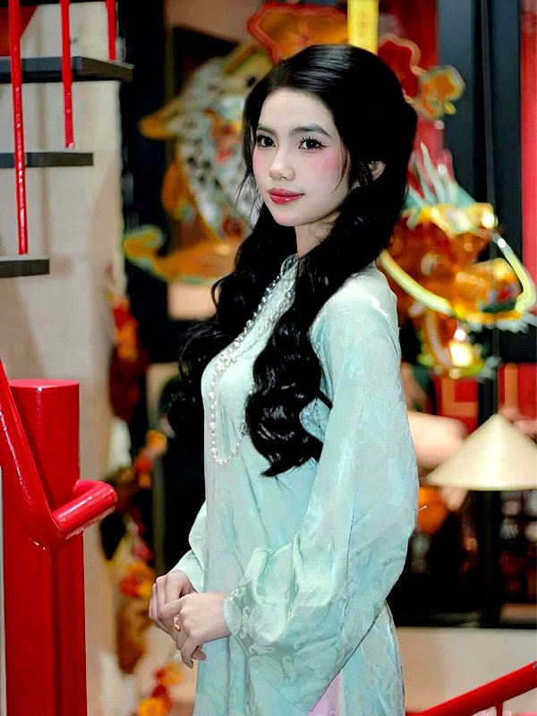 lyhythuedoxinh instagram image archive image