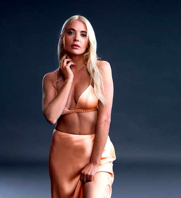 ashleybenson instagram image archive image