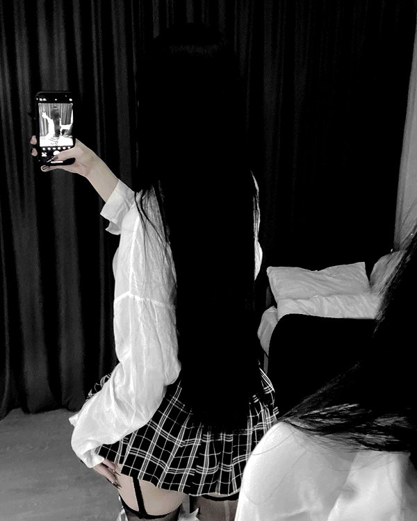 glowmoonshorty instagram image archive image