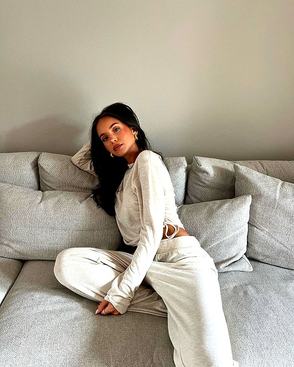 zoeliss instagram image archive image