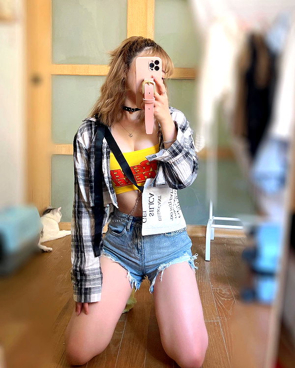 erokochiba instagram image archive image