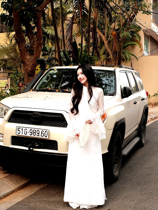 lyhythuedoxinh instagram image archive image