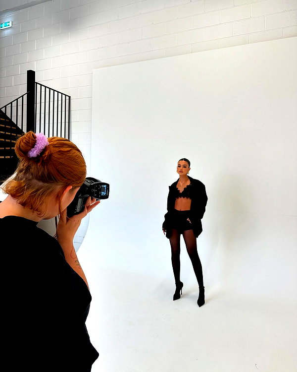 oliviaphillipps instagram image archive image
