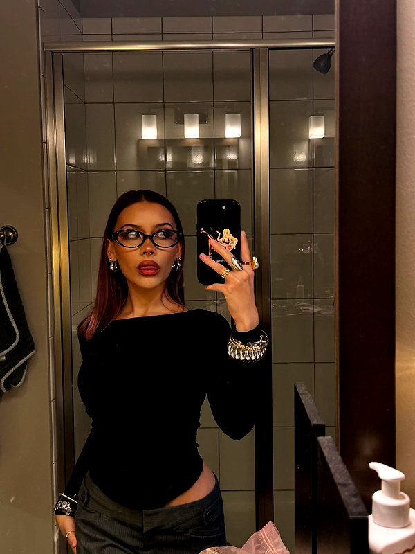 isavramirez instagram image archive image