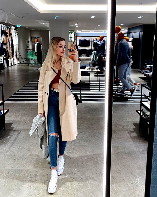 lilih instagram image archive image