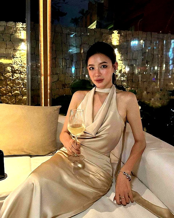 lyhythuedoxinh instagram image archive image
