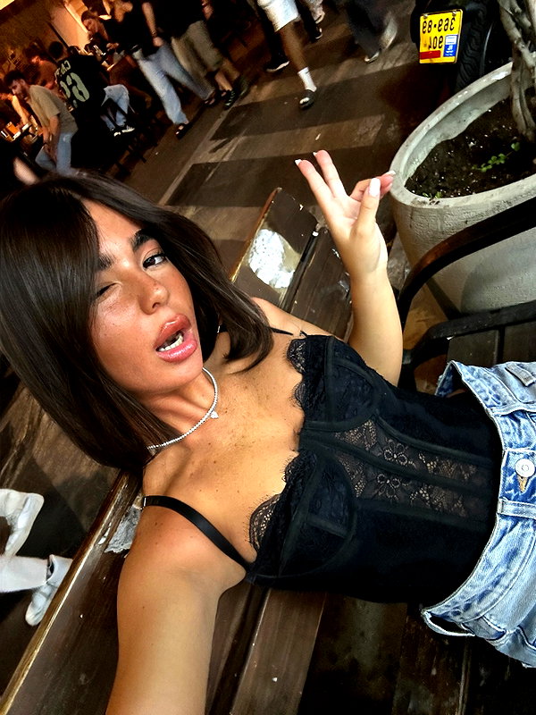 lian_sabag8 instagram image archive image