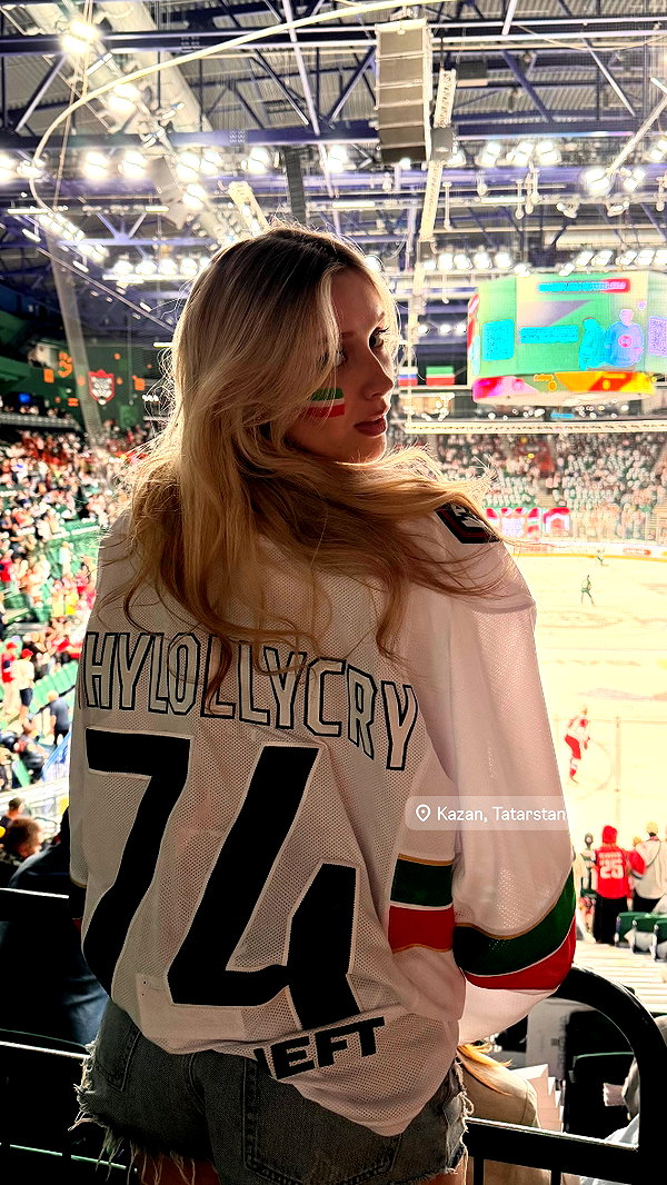 whylollycry instagram image archive image