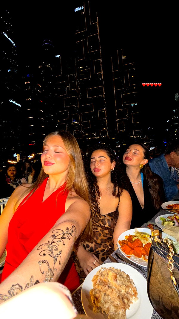 mishel_d_ instagram image archive image