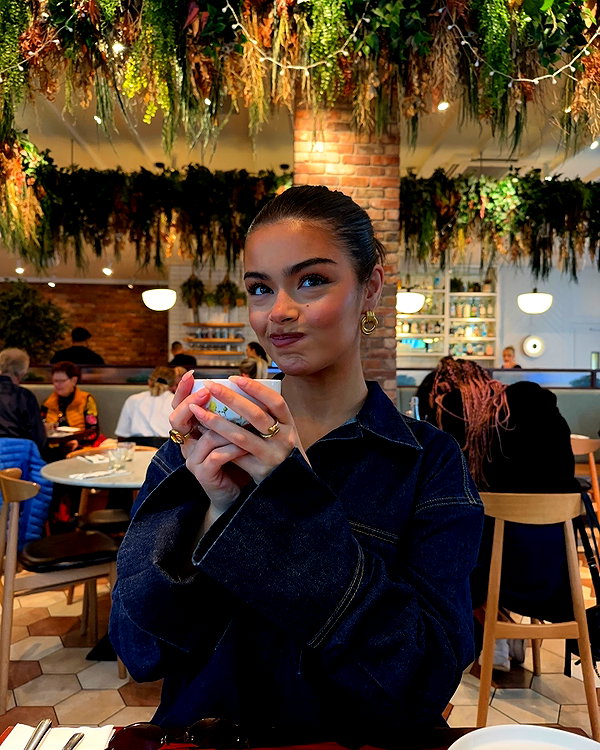 oliviaphillipps instagram image archive image