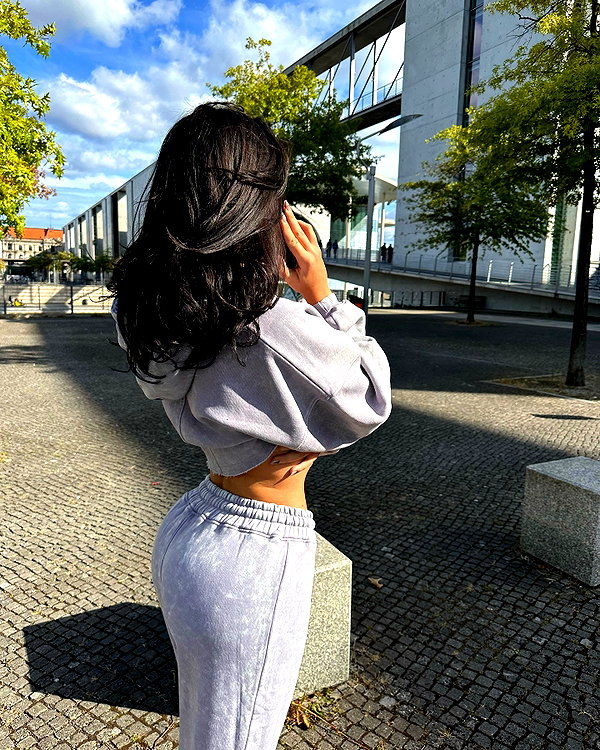vanessa.rhd instagram image archive image