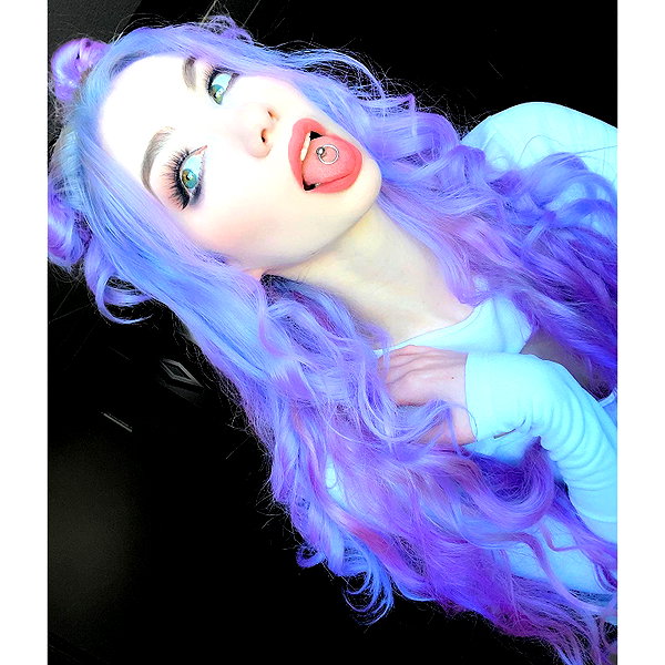 danielle.mercedie instagram image archive image