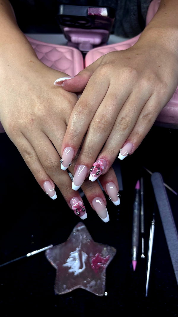 nails.by.natashi instagram image archive image