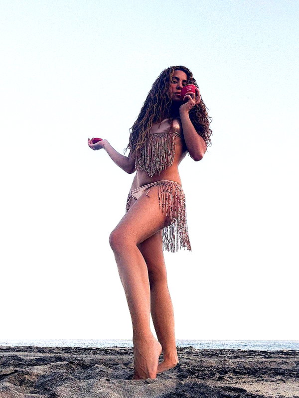 shakira instagram image archive image