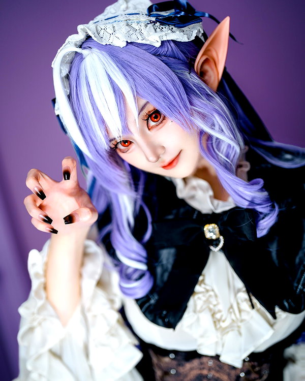miee_cos instagram image archive image