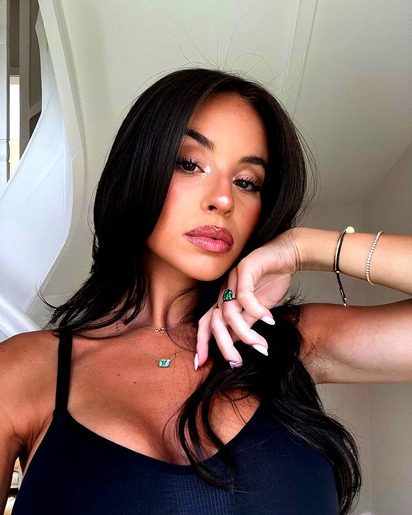 zoeliss instagram image archive image