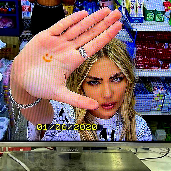 maya.keyy instagram image archive image