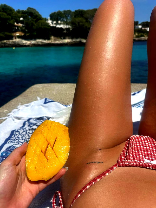 sophiecharlotth instagram image archive image