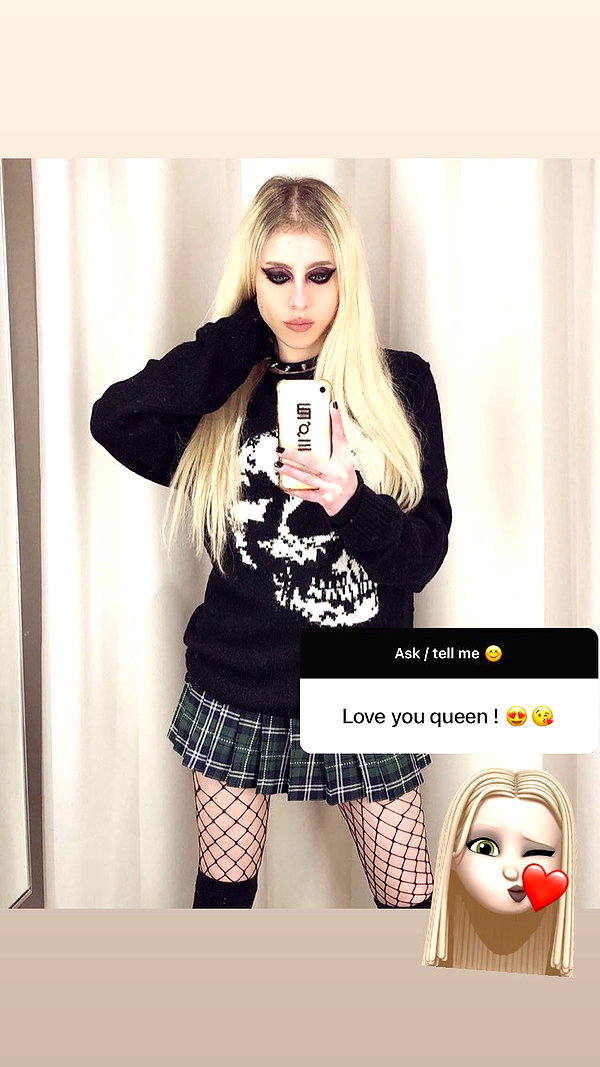 roxiechelon2 instagram image archive image