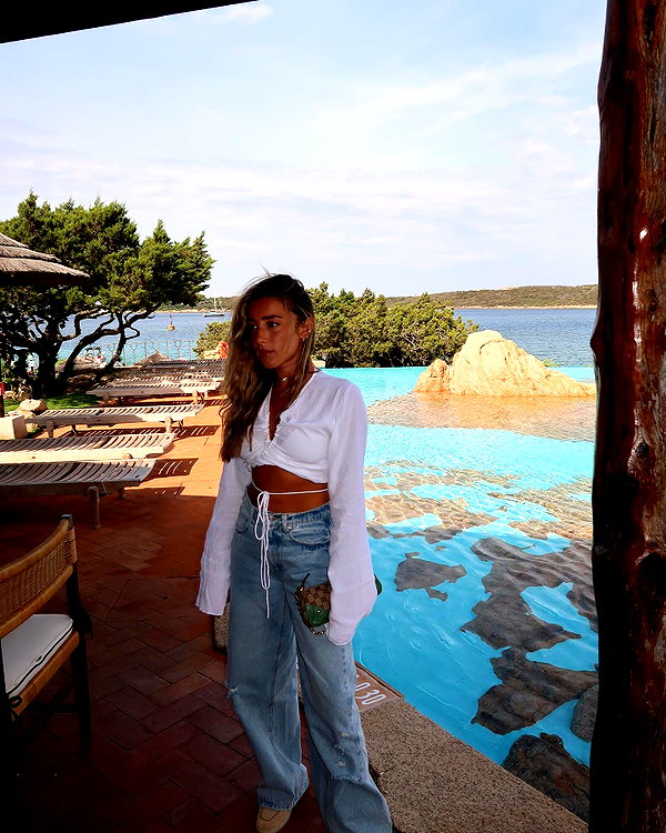 annezivi instagram image archive image
